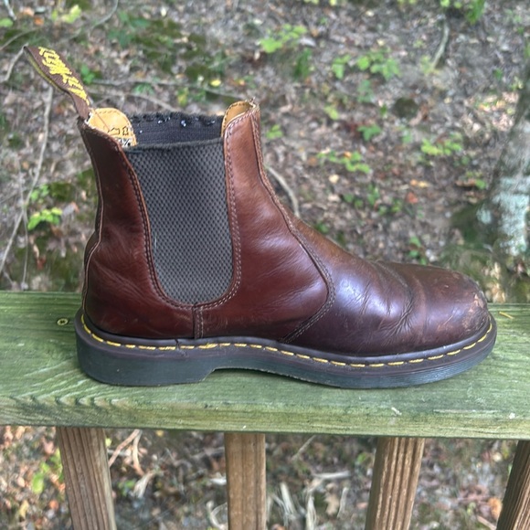 Dr. Martens Shoes - Dr Marten Chelsea Boots women’s 9 men’s 8